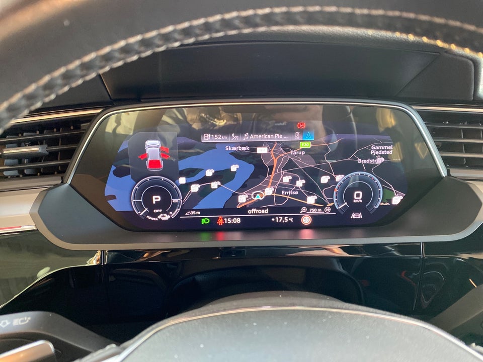 Audi e-tron 55 S-line quattro 5d