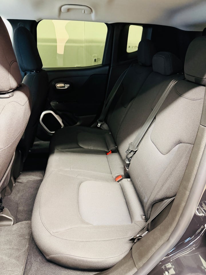 Jeep Renegade 1,6 Longitude 5d