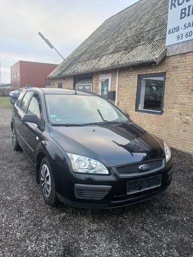 Ford Focus 1,6 Trend Collection stc. 5d