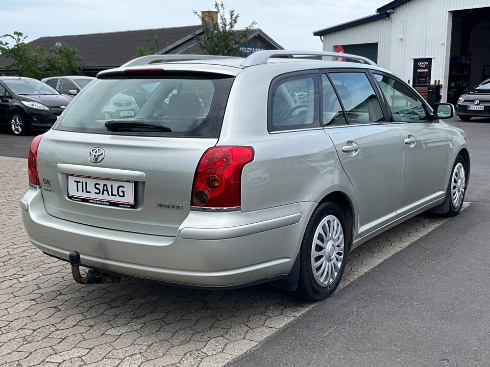 Toyota Avensis 1,8 VVT-i Sol stc. 5d