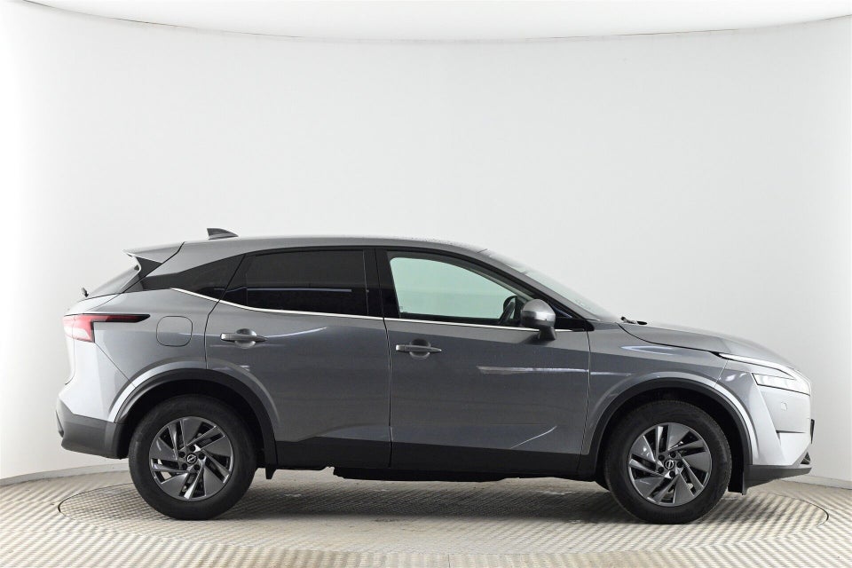 Nissan Qashqai 1,3 mHEV Acenta 5d