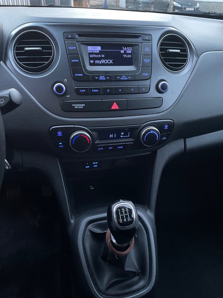 Hyundai i10 1,0 EM-Edition Eco 5d