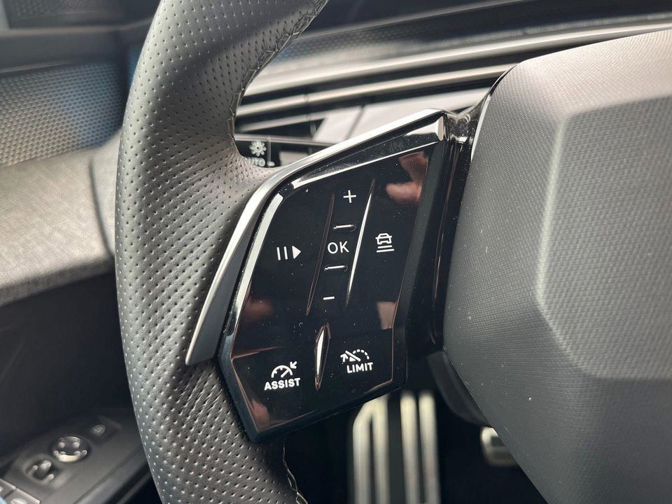 Peugeot e-5008 77 GT 7prs 5d