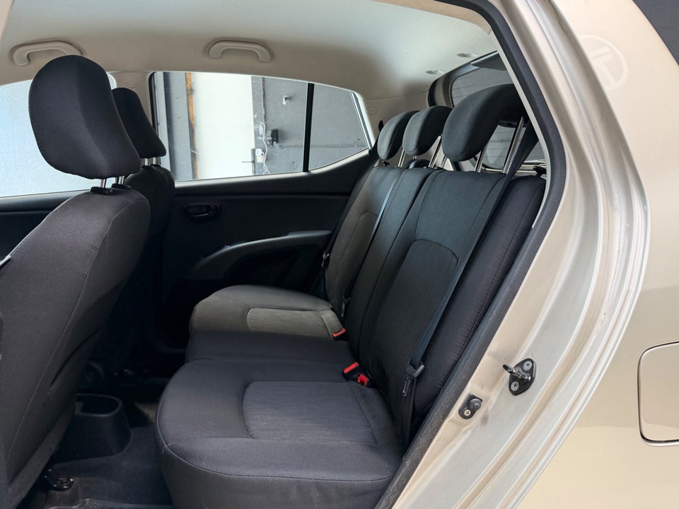 Hyundai i10 1,2 Comfort A/C 5d