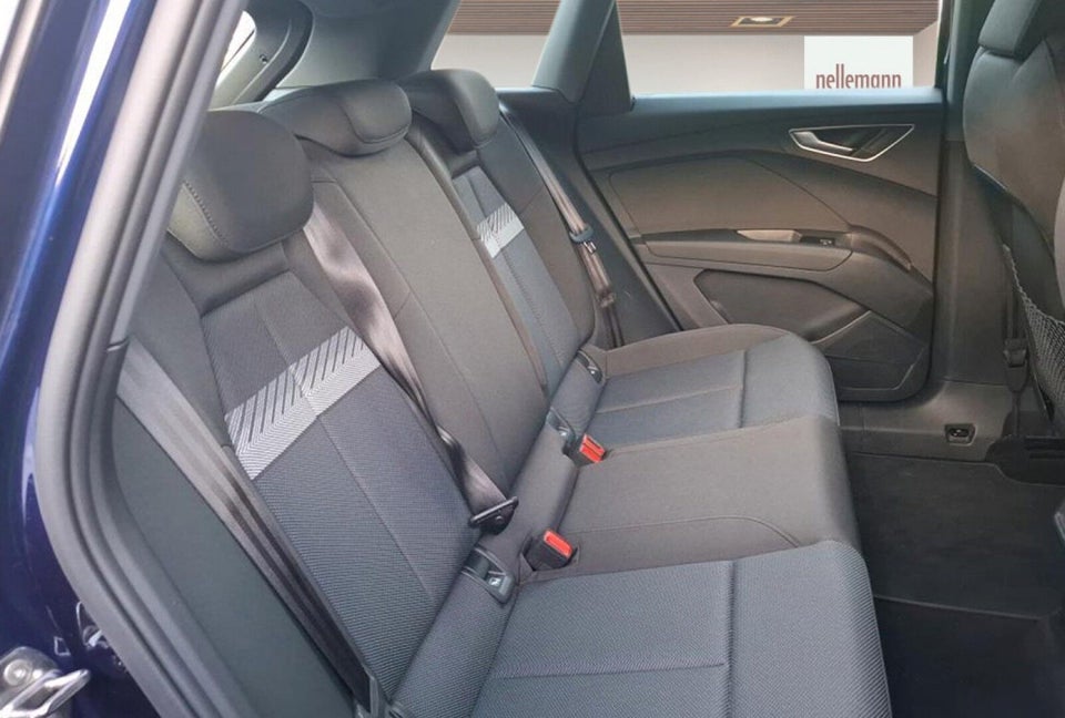 Audi Q4 e-tron 40  5d