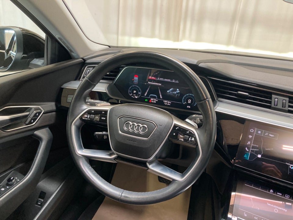 Audi e-tron 50 quattro 5d