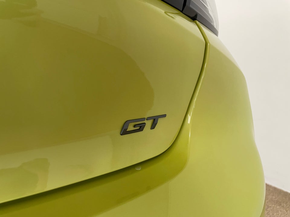 Peugeot e-208 54 GT 5d