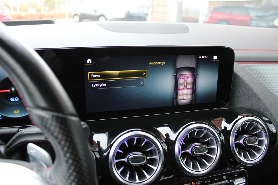 Mercedes EQA300 AMG Line 4Matic 5d