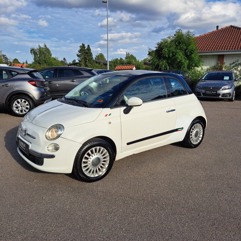 Fiat 500 1,3 MJT 75 Lounge 3d