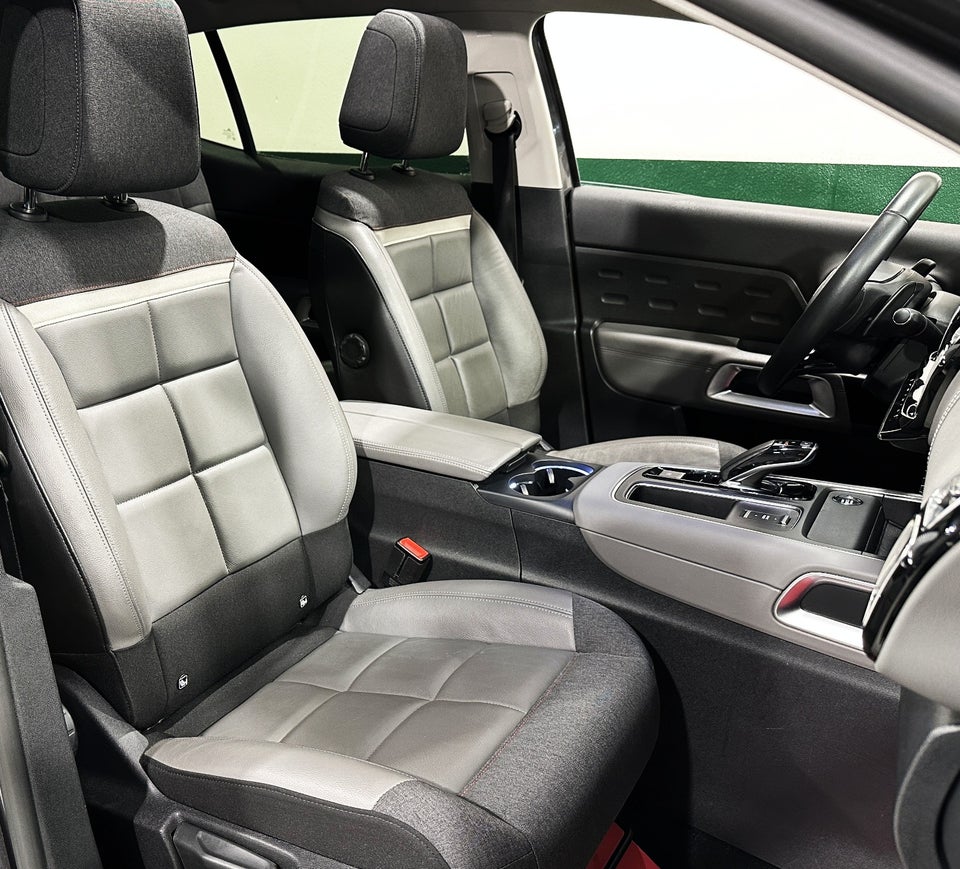 Citroën C5 Aircross 1,6 Hybrid Shine Sport EAT8 5d