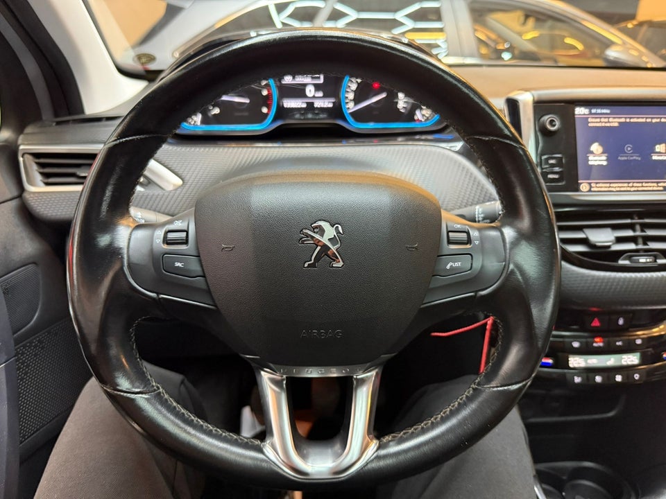 Peugeot 2008 1,5 BlueHDi 100 Allure Sky 5d