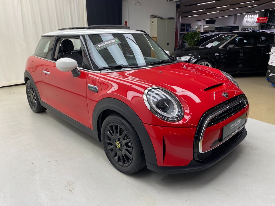 MINI Cooper SE Camden 3d