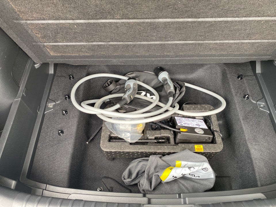 Kia Niro 64 EV Premium 5d