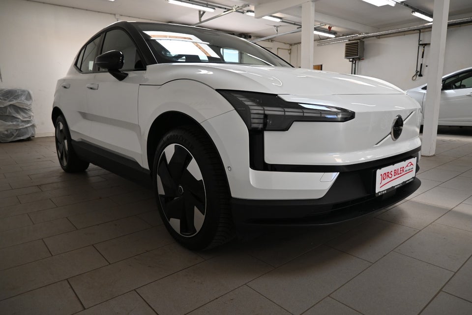 Volvo EX30 Extended Range Ultra 5d