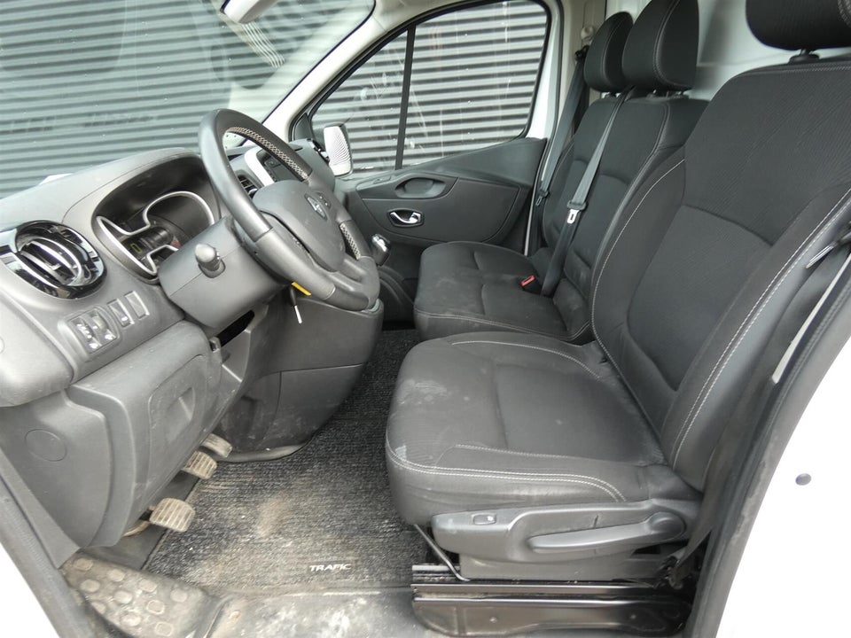 Renault Trafic T29 2,0 dCi 120 L1H1