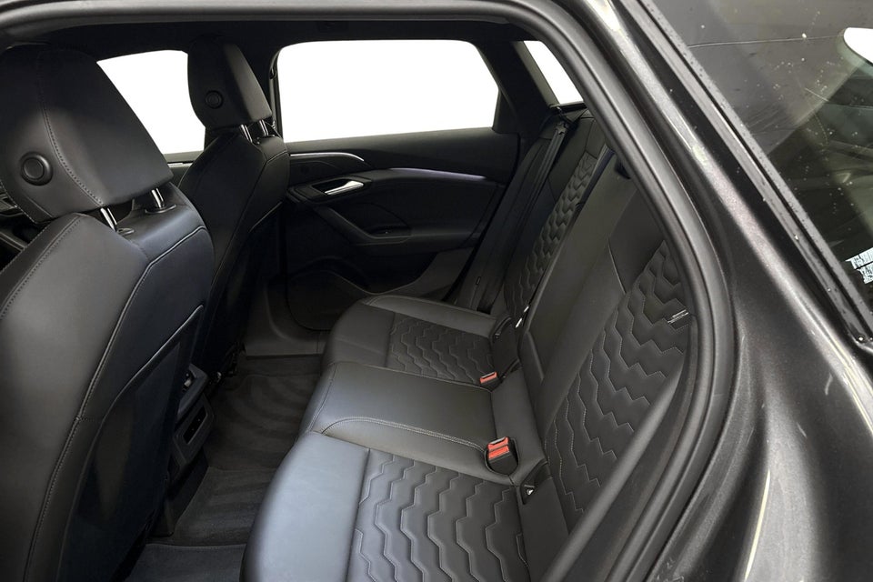 Audi A6 e-tron S-line plus Avant 5d