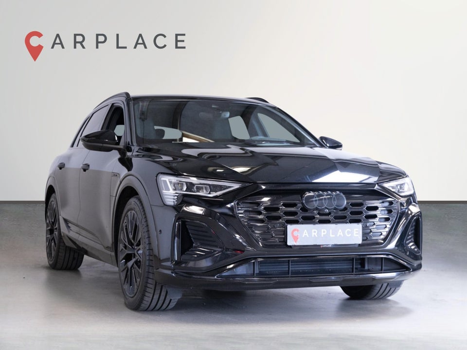 Audi Q8 e-tron 55 S-line quattro 5d