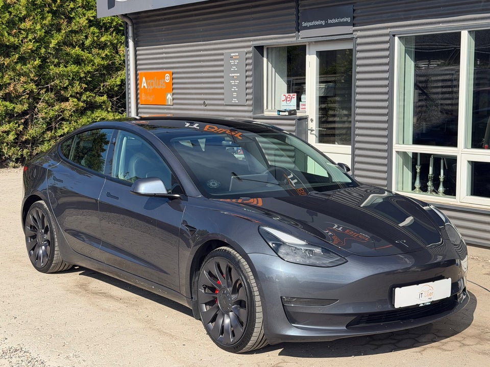 Tesla Model 3 Performance AWD 4d