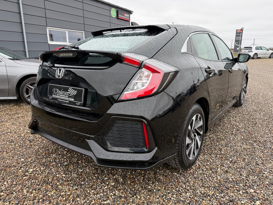 Honda Civic 1,0 VTEC Turbo Comfort CVT 5d