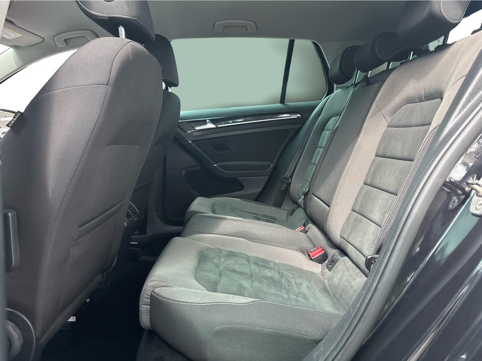 VW Golf VII 1,5 TSi 150 Highline DSG 5d
