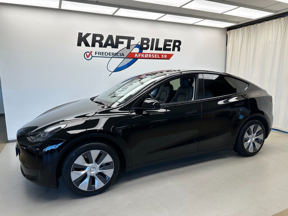 Tesla Model Y RWD 5d