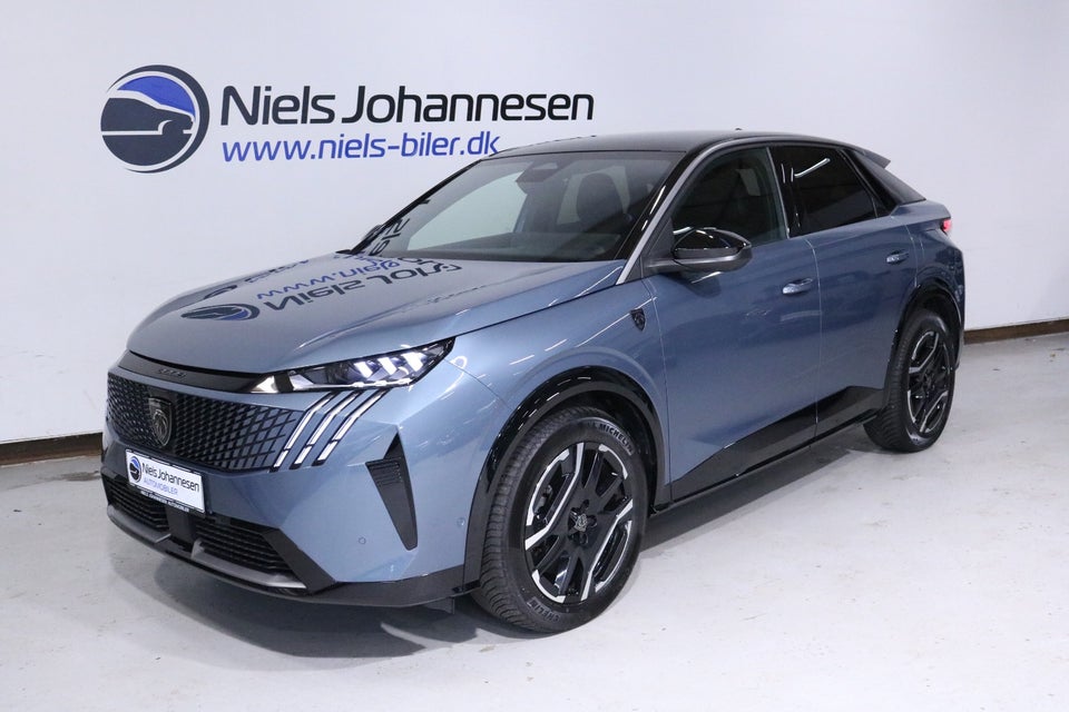 Peugeot e-3008 77 GT Pack 5d