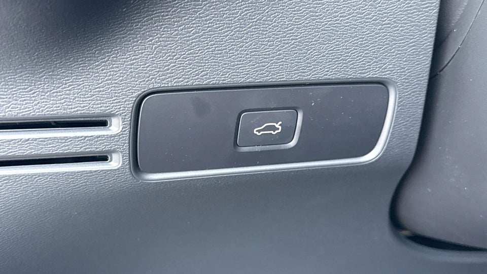 Volvo XC40 P6 ReCharge Plus 5d