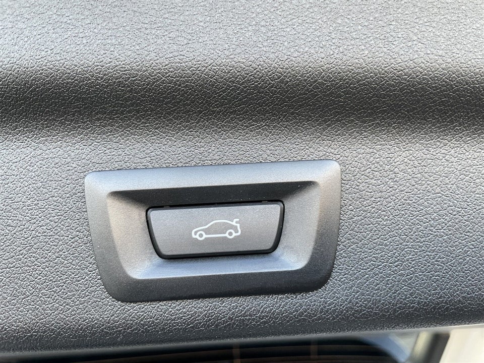 BMW iX1 eDrive20 M-Sport 5d