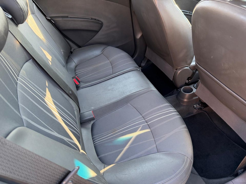 Chevrolet Spark 1,0 LT 5d