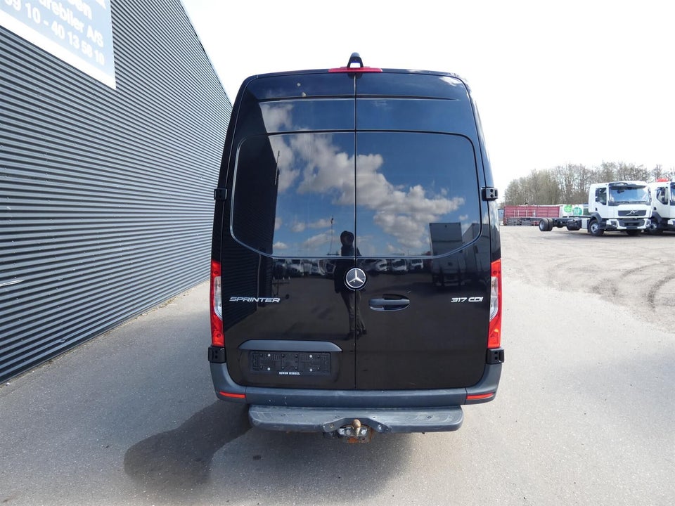 Mercedes Sprinter 317 2,0 CDi A2 Kassevogn aut. RWD