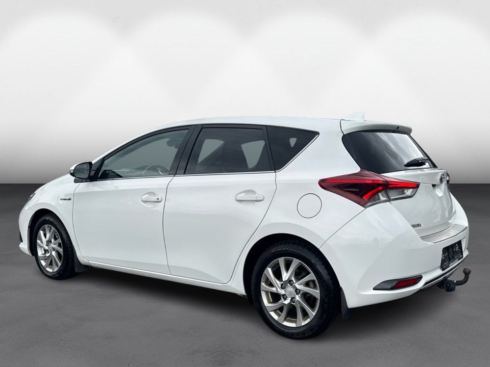 Toyota Auris 1,8 Hybrid H2 CVT 5d