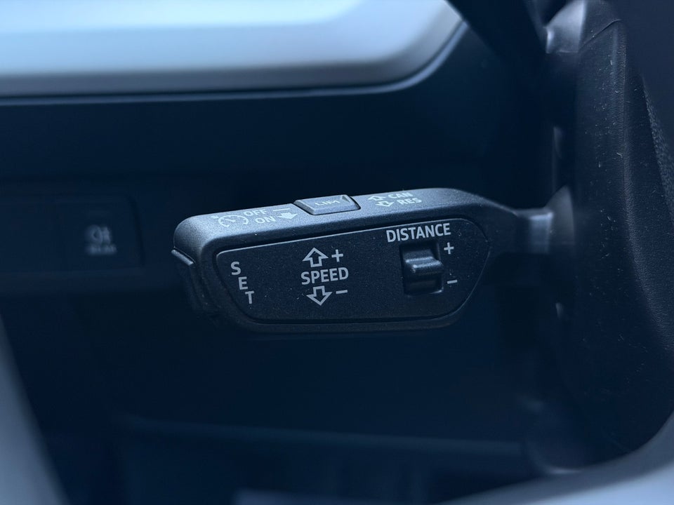 Audi Q4 e-tron 40  5d