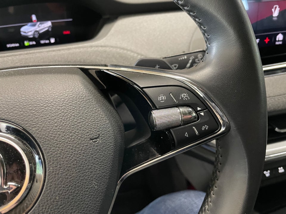 Skoda Enyaq 80 iV Loft 5d