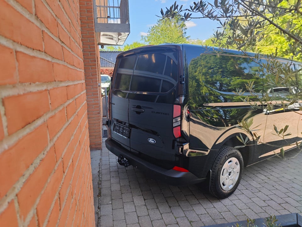 Ford Transit Custom 320 L2 2,0 EcoBlue Trend