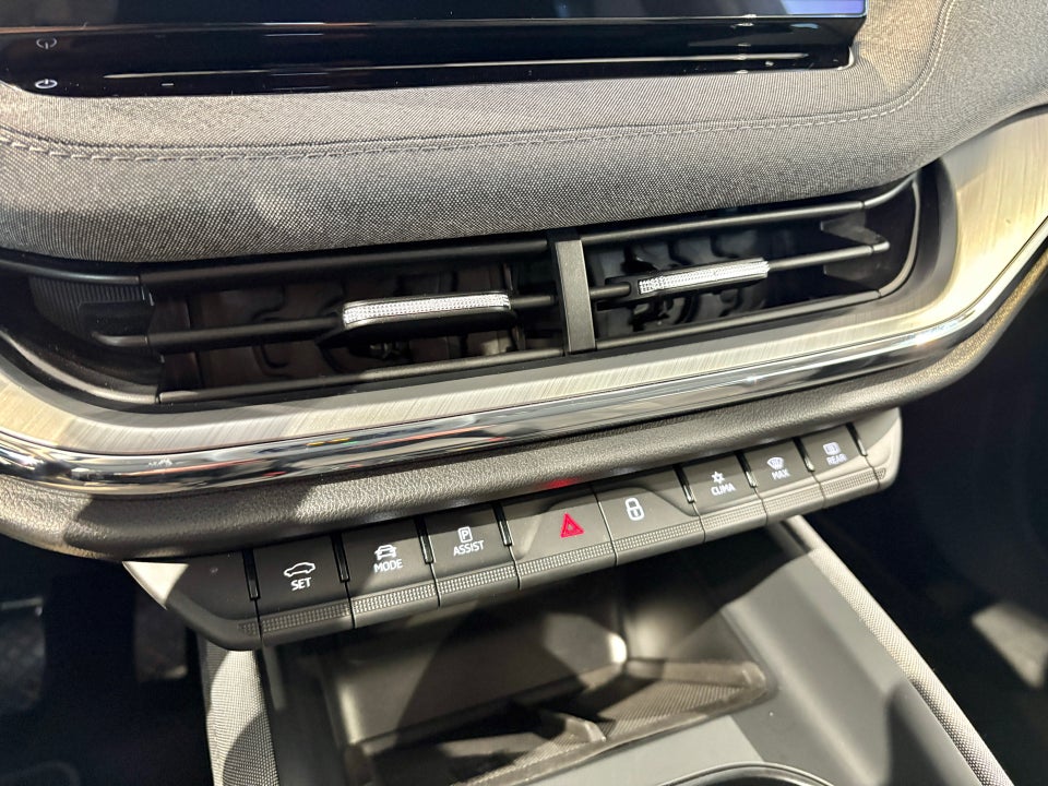 Skoda Enyaq 80 iV Loft 5d