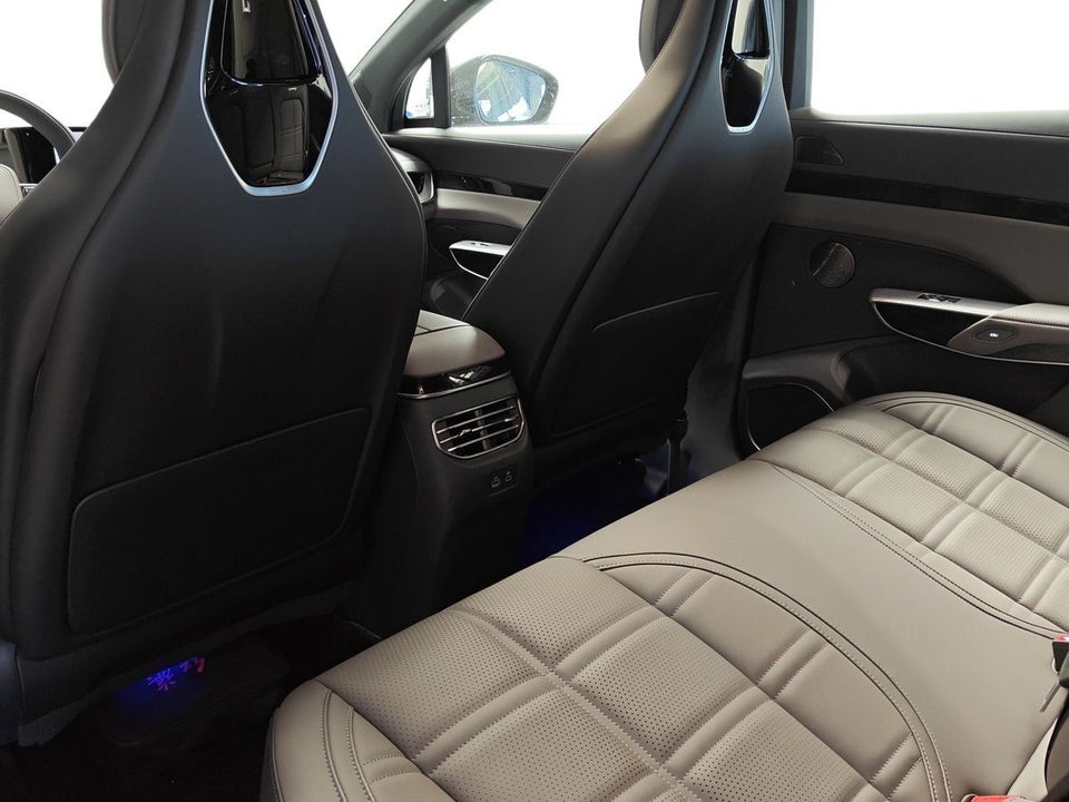 Hongqi EHS7 111 Exclusive 5d