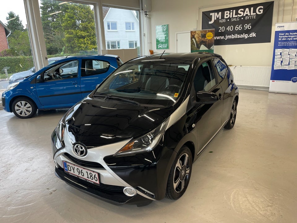 Toyota Aygo 1,0 VVT-i x-clusiv 5d