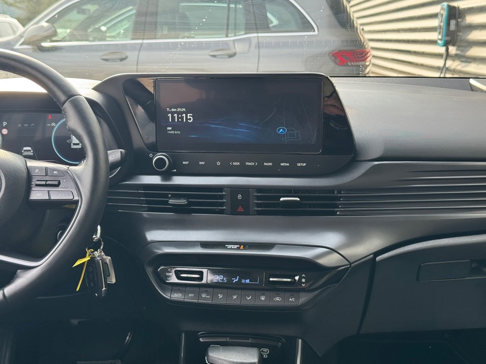 Hyundai i20 1,0 T-GDi Essential DCT 5d