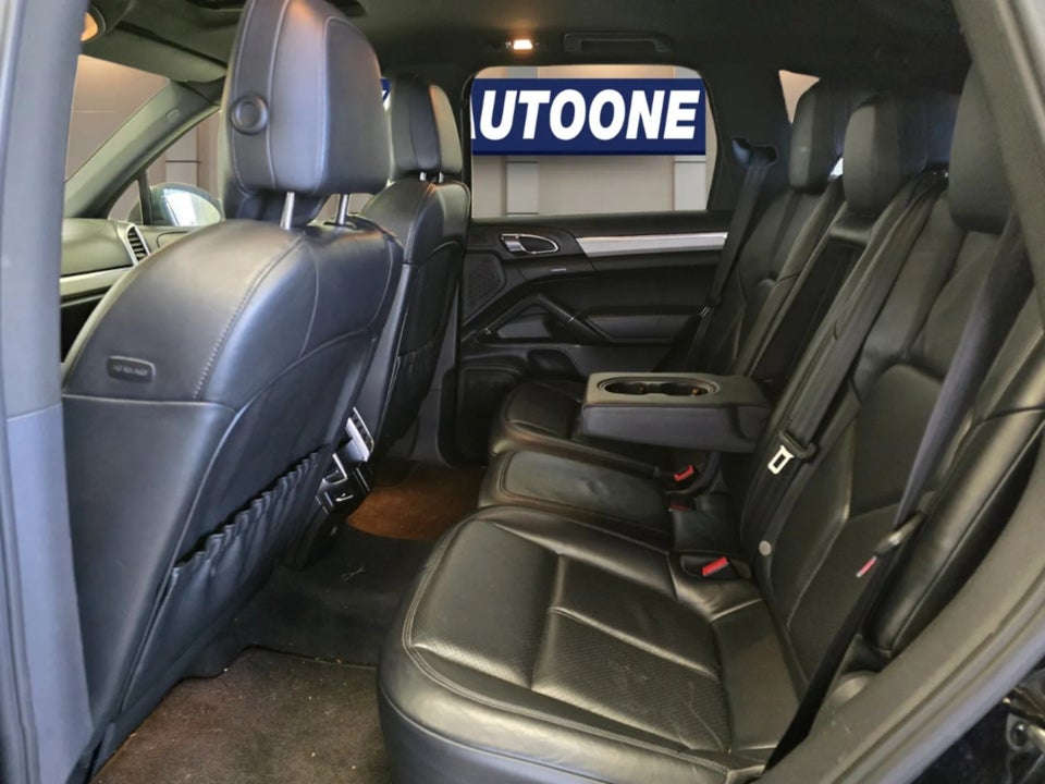 Porsche Cayenne S 3,0 Hybrid Tiptr. 5d