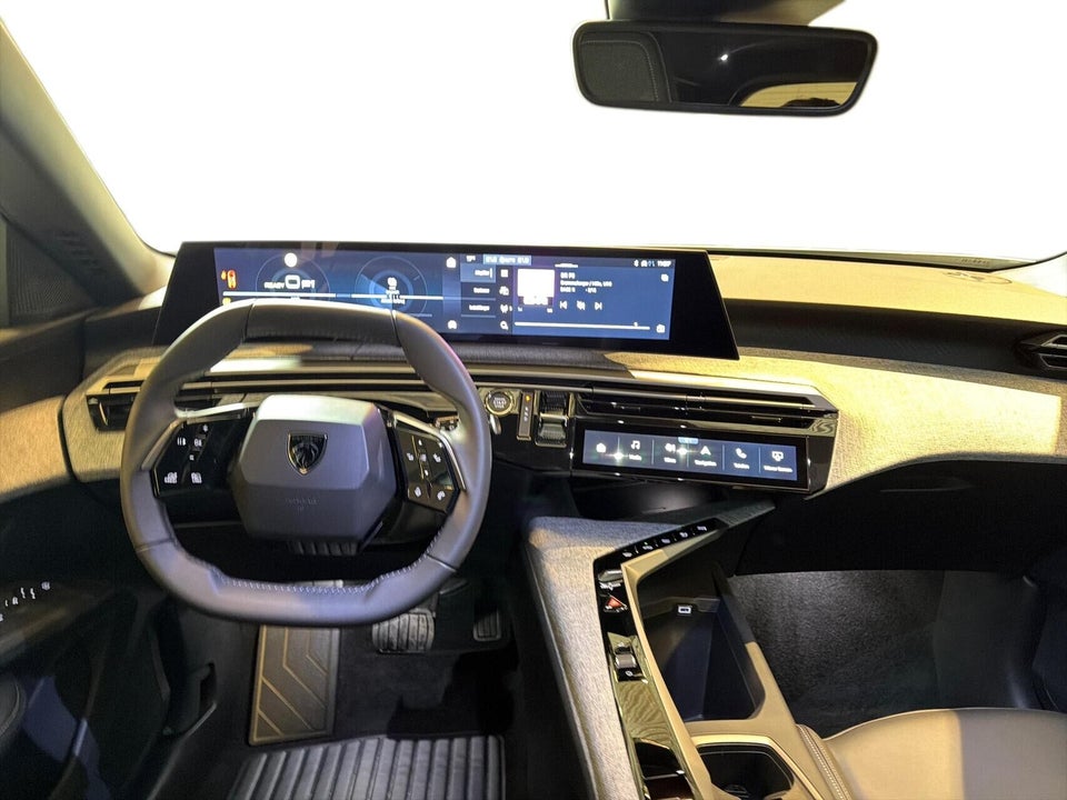 Peugeot e-5008 77 Allure Pack 7prs 5d