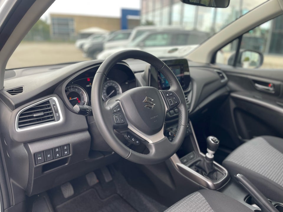 Suzuki S-Cross 1,4 mHybrid Active 5d