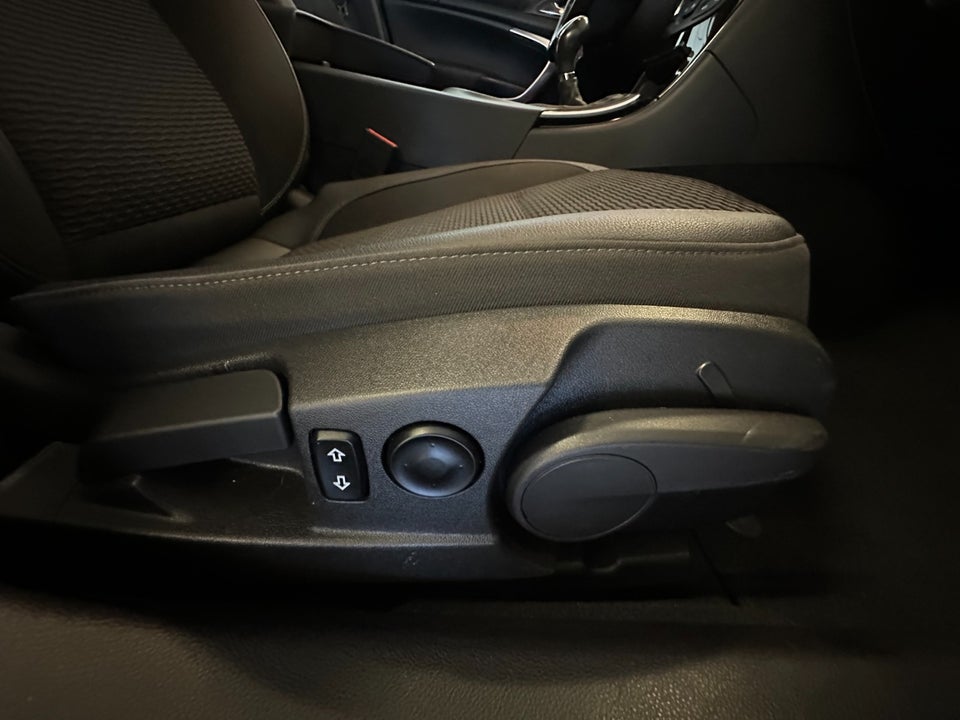 Opel Insignia 2,0 CDTi 160 Cosmo Sports Tourer 5d