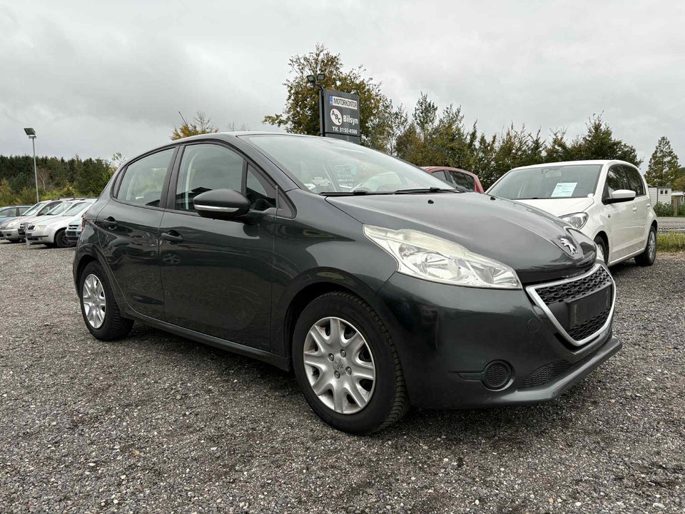 Peugeot 208 1,0 VTi Access 5d