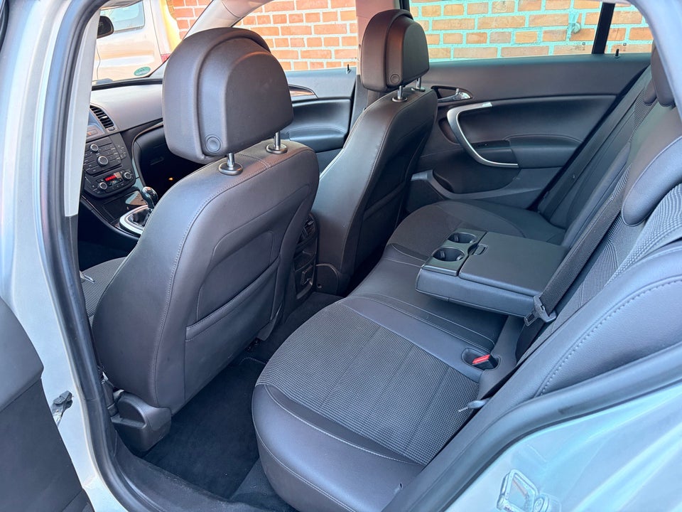 Opel Insignia 2,0 CDTi 130 Edition Sports Tourer eco 5d