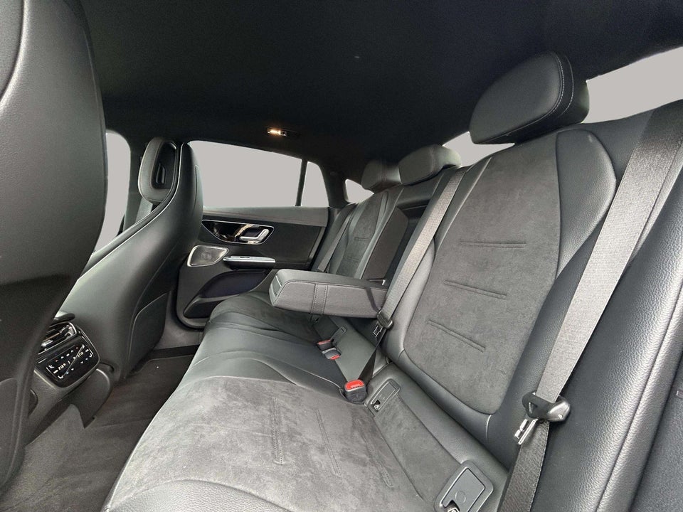 Mercedes EQE350 AMG Edition 4d
