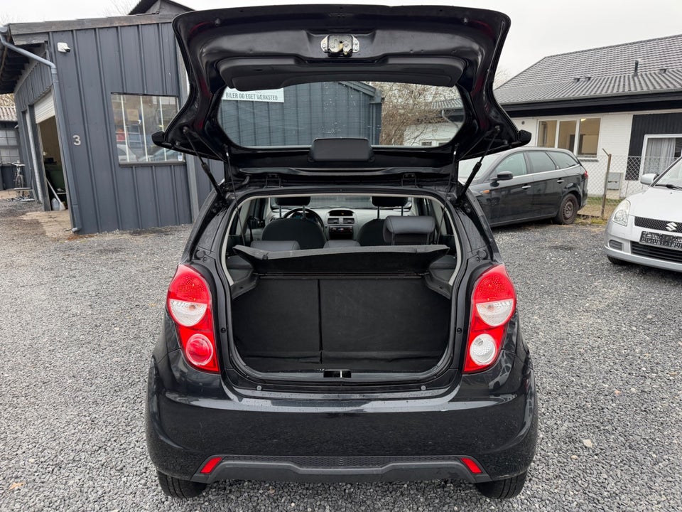 Chevrolet Spark 1,0 LT 5d