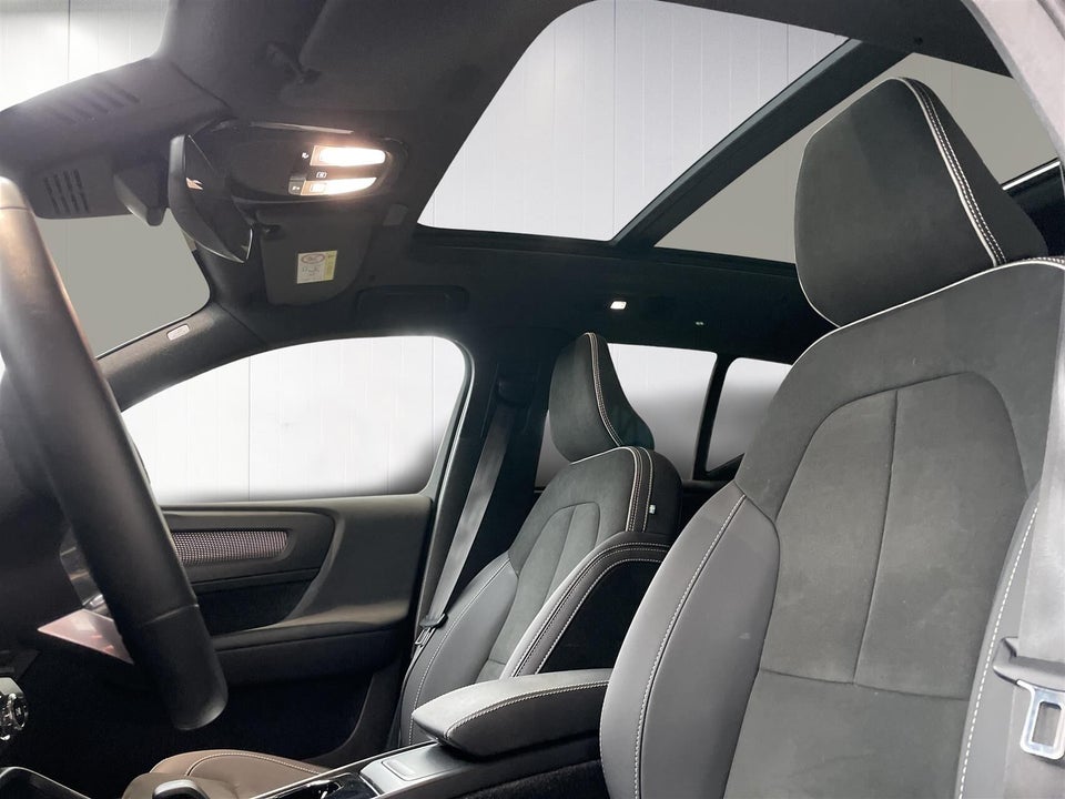 Volvo XC40 P6 ReCharge Pro 5d