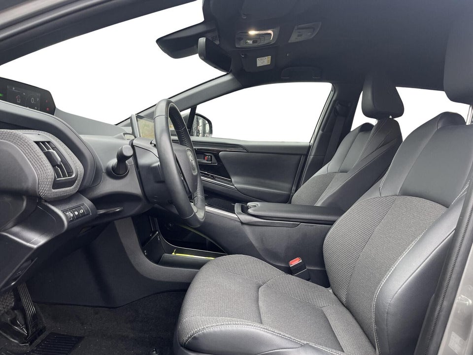 Toyota bZ4X Active 5d