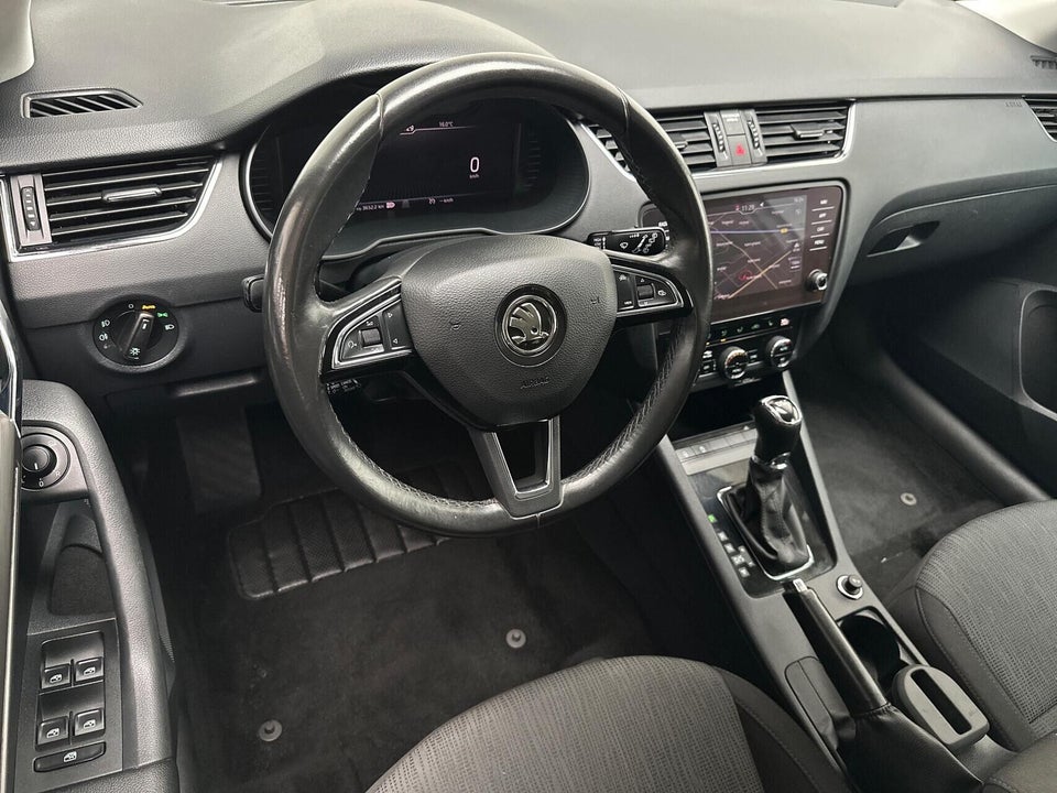 Skoda Octavia 2,0 TDi 150 Business Line+ Dynamic Combi DSG 5d