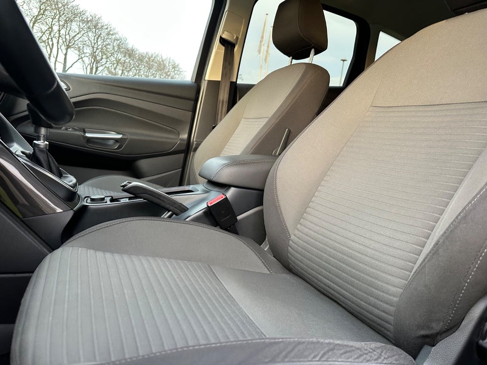 Ford C-MAX 1,0 SCTi 125 Titanium 5d